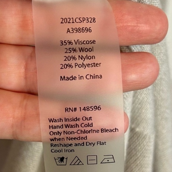 UNIVERSAL STANDARD LONG WOOL BLEND OPEN CARDIGAN SIZE SMALL - Picture 10 of 10